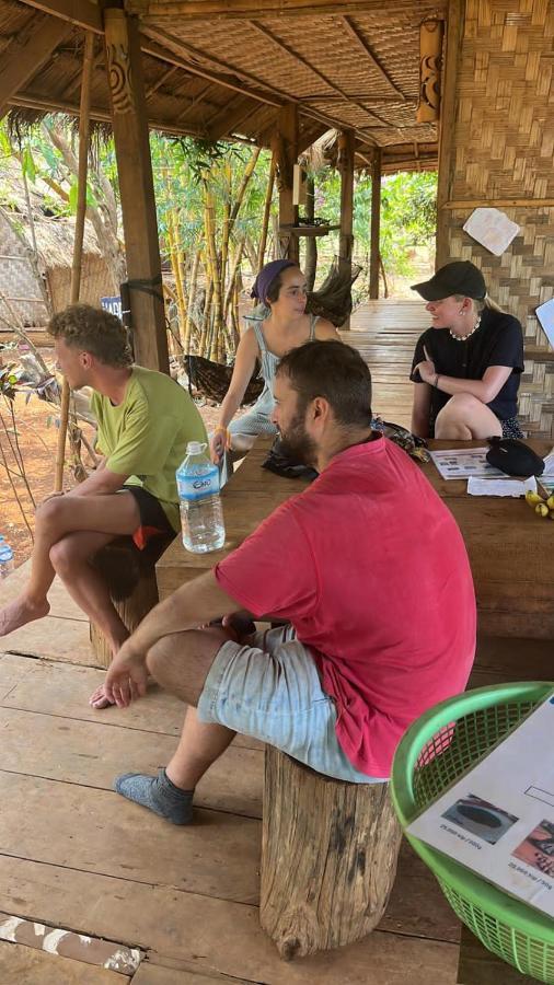 Somphone Homestay Breakfast And Dinner Included Muang Thateng Экстерьер фото